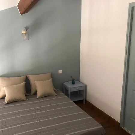 Le Relais De *