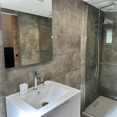 Le Relais De Apartament Sisco